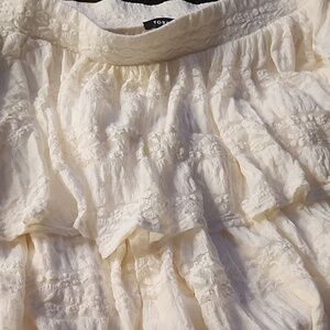 Lace ruffle skirt